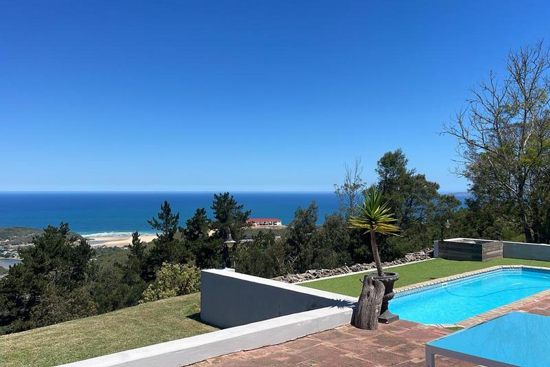 8 Bedroom Property for Sale in Grootbrakhoogte Western Cape